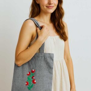 Torba bawełniana handmade z haftem – Tulipany z sercem