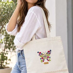 Torba bawełniana shopper z ręcznym haftem – Motyl